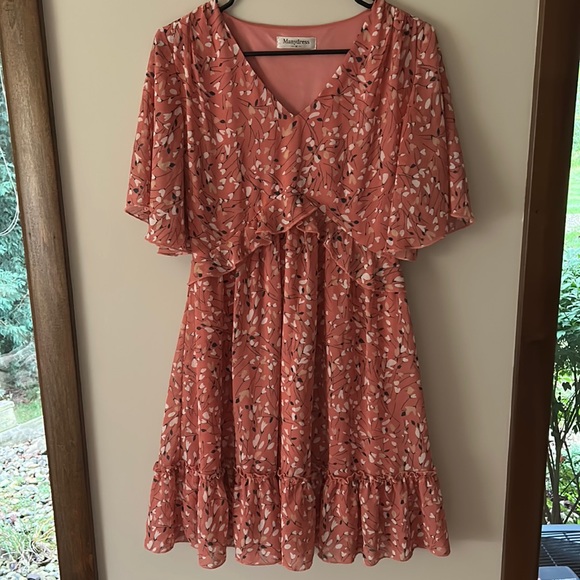 manydress Dresses & Skirts - Floral Manydress women’s size medium sundress